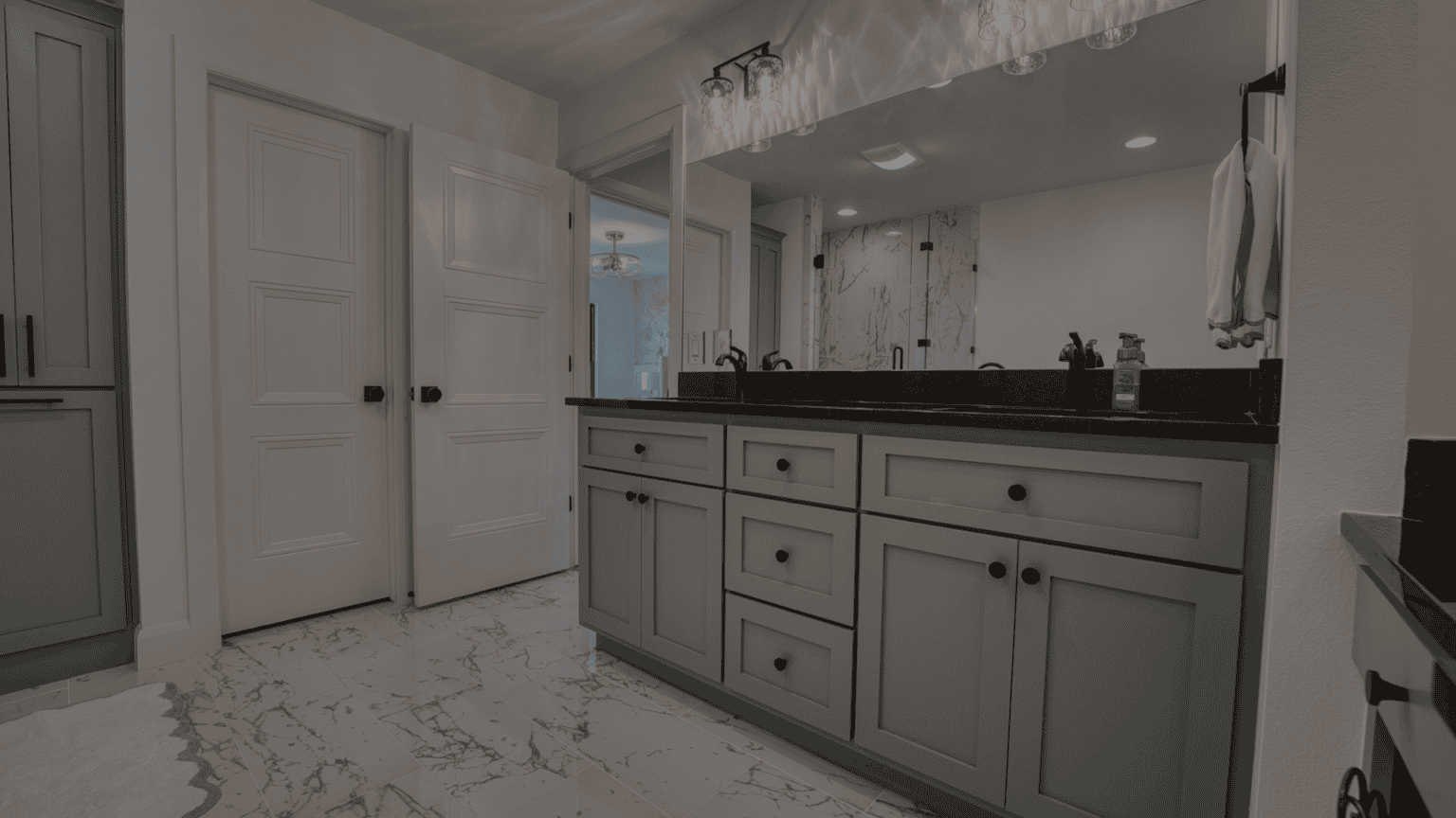 Custom & Premium Kitchen Cabinets | Best Shops in Tulsa, OK