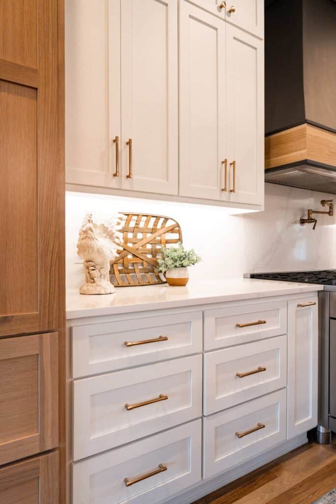5 Signs It’s Time to Upgrade Your Kitchen Cabinets in Tulsa