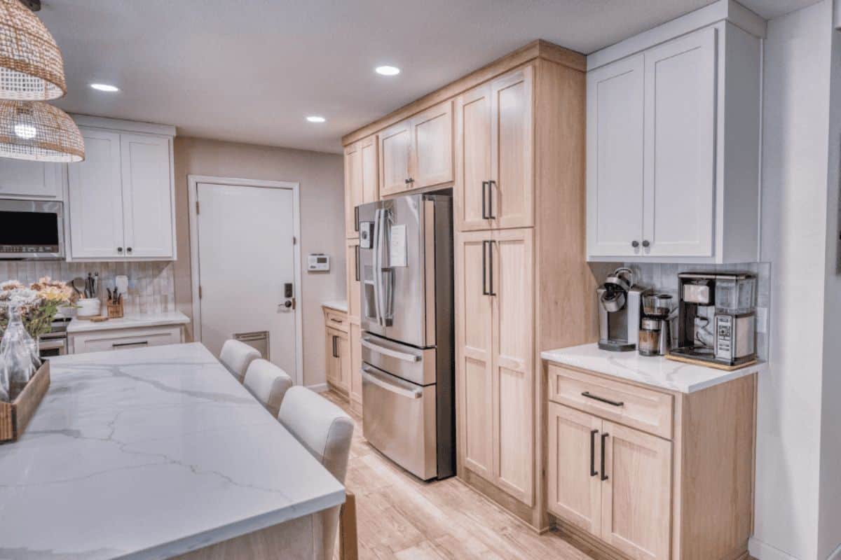 Custom Cabinets vs Stock Cabinets